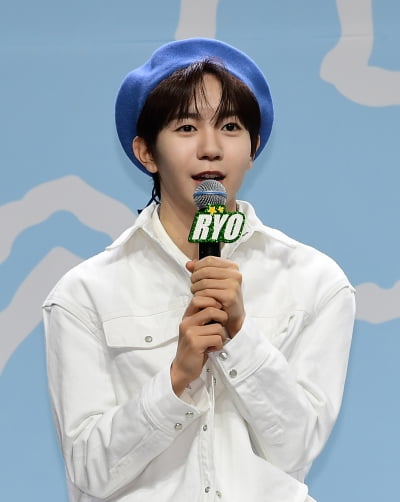 [TEN포토] NCT WISH 료 '벙거지 모자로 귀엽게'