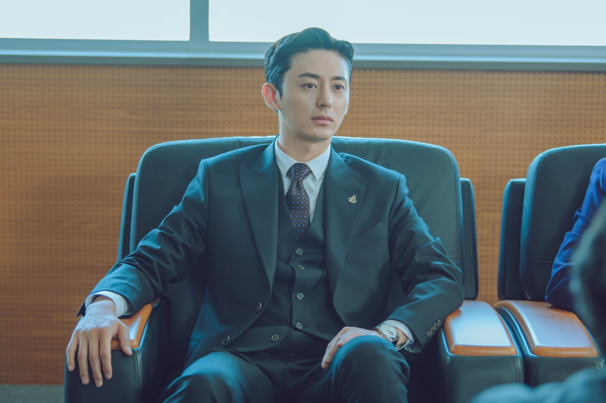 디즈니+ '로얄로더' 스틸컷.