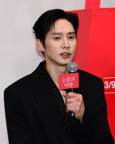 [TEN포토]박성훈 '미스터리한 인물...'