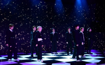 [TEN포토]싸이커스 '타이틀곡 '위 돈트 스톱' 엔딩'