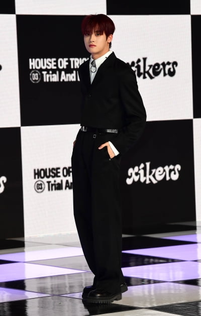[TEN포토]싸이커스 준민 '맏형의 완벽한 비주얼'