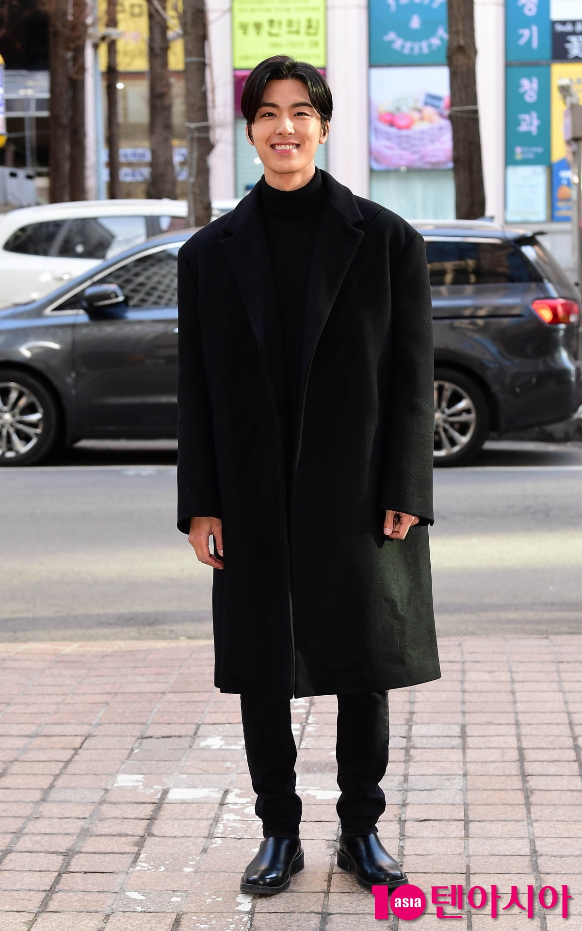 [TEN포토]서재우 '우아한 올블랙 패션'(고려거란전쟁 종방연)