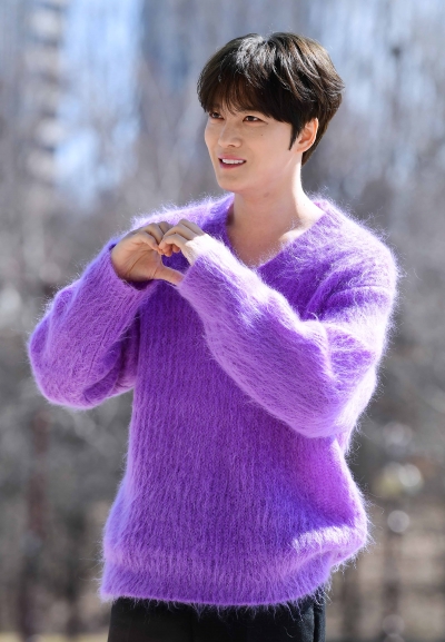 [TEN포토]김재중 '팬들에게 꽃미소'