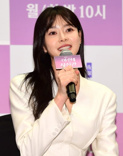 [TEN포토]권나라 '인생드라마 찍었어요'