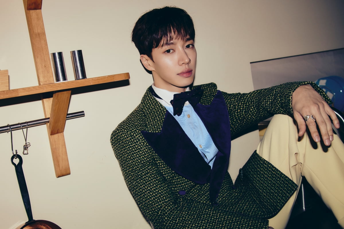 그룹 하이라이트 /사진 = 어라운드어스