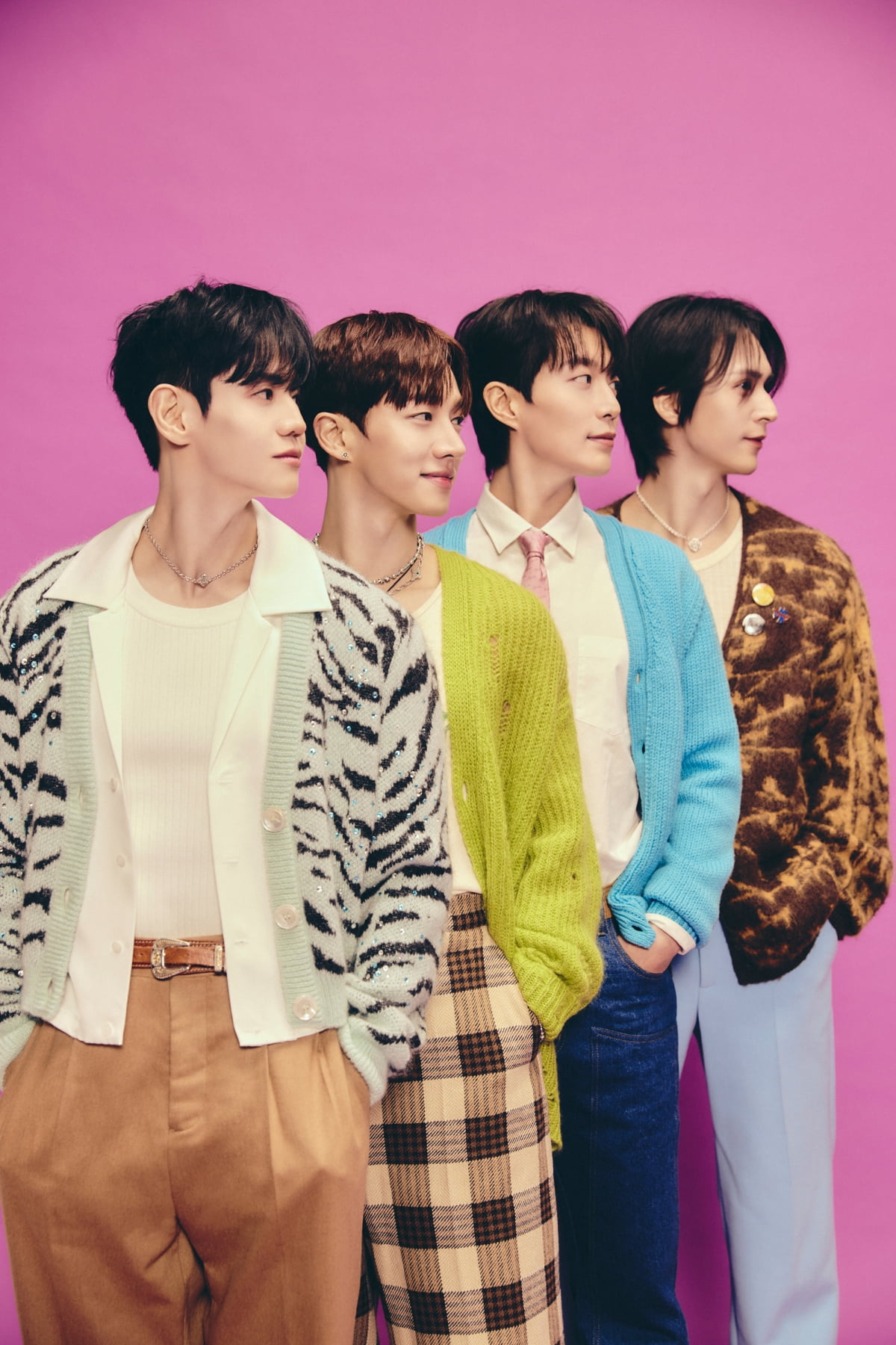 그룹 하이라이트 /사진 = 어라운드어스