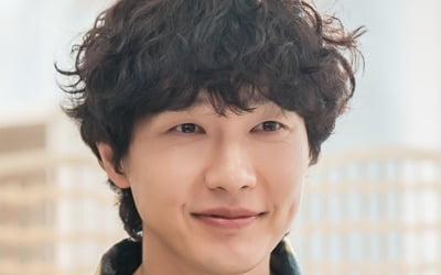 지현우 "PD 역할 위해 매일 방송국 출근했다"…신사→순정남 변신 ('미녀와 순정남')