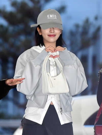 [TEN포토]아이브 안유진 '보조개 하트'