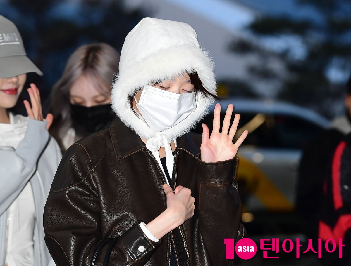 [TEN포토]아이브 장원영 '가려도 이쁨'