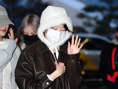 [TEN포토]아이브 장원영 '가려도 이쁨'