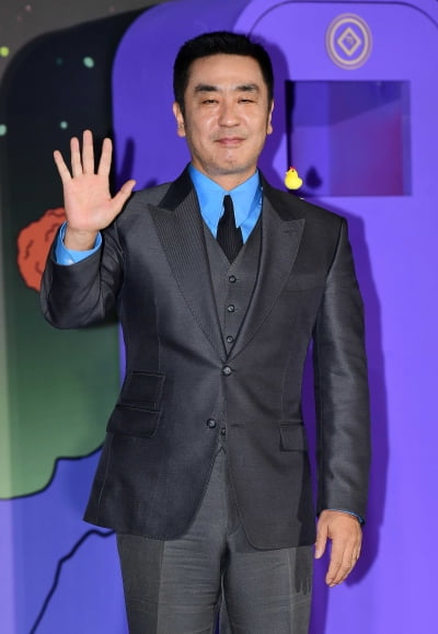 [TEN포토]류승룡 '반가워요'