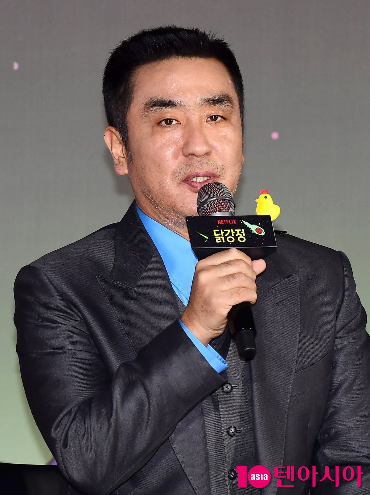 [TEN포토]류승룡 '두번째 닭 시리즈 시작합니다'