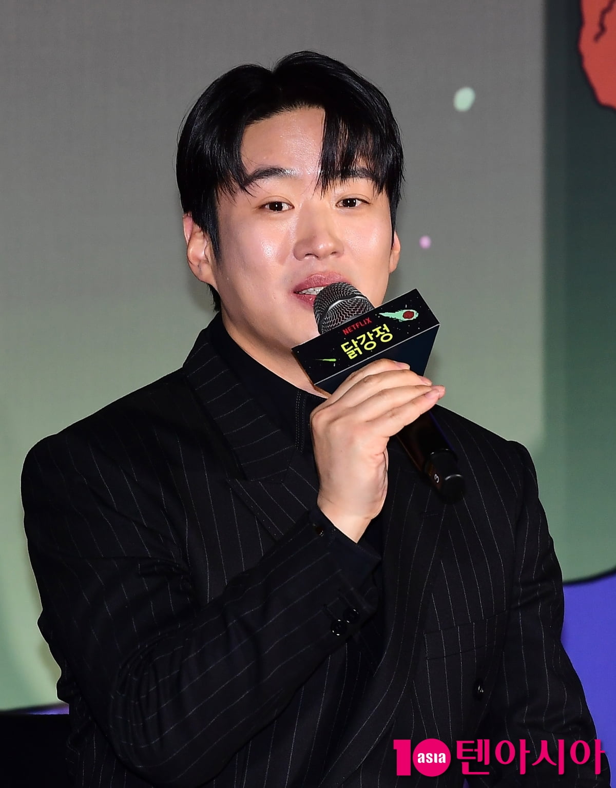 [TEN포토]안재홍 '류승룡 최고의 팀과 합류한 느낌 좋았다'