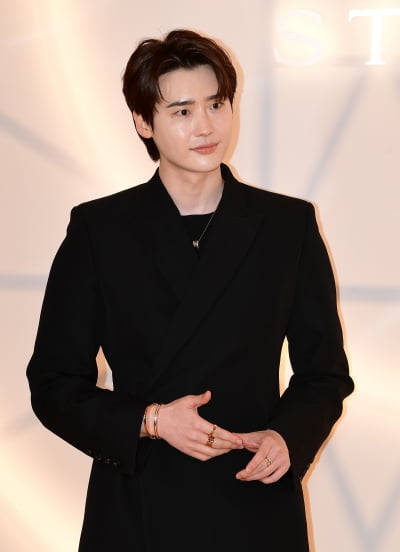 [TEN포토]이종석 '멋진 사랑꾼'