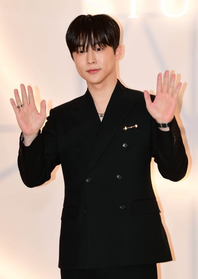 [TEN포토]배인혁 '행사장 나들이'