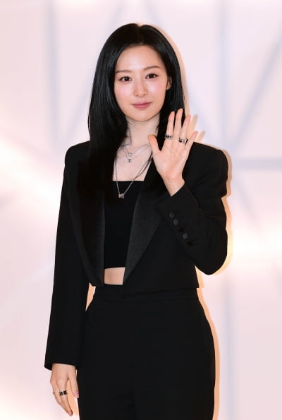 [TEN포토]김지원 '반짝반짝 눈이 부셔'