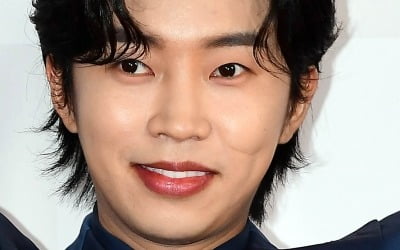 질주하는 임영웅, 아이돌차트 평점 랭킹 최다 득표…155주 연속 '1위'