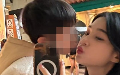 Yulhee, after 'giving up custody'… A fun amusement park date with your child