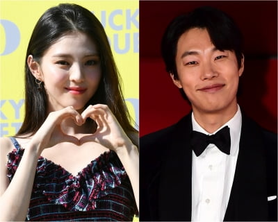 Suspicion of Han So-hee's 'transit relationship with Ryu Jun-yeol' continues