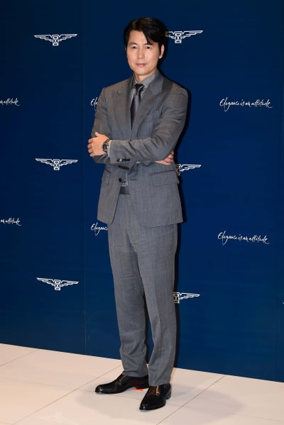 [TEN포토]정우성 '멋지네'