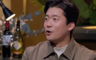 '결혼 장례식' 김대호 "동네 플래카드 뜯겨 버려져, 母가 주워와" ('도망쳐')