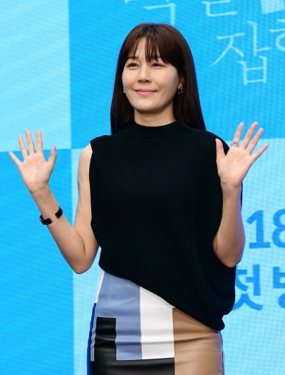 [TEN포토]김하늘 '오랜만에 인사드려요'