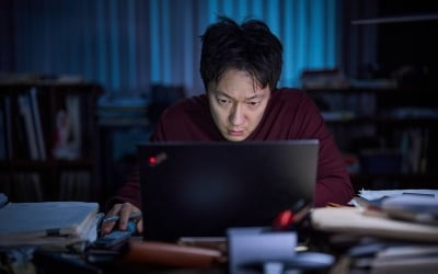 ソンソクグ曖昧な「コメント部隊」興行は「不明」