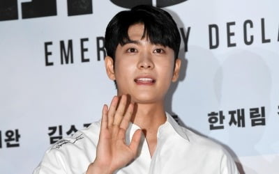 강태오, 오늘(19일) 전역한다…'감자연구소'로 대세 인기 이어갈까