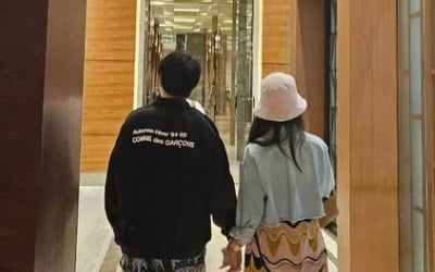 고소영, 훌쩍 커버린 子 공개…뒤에서 보면 연인