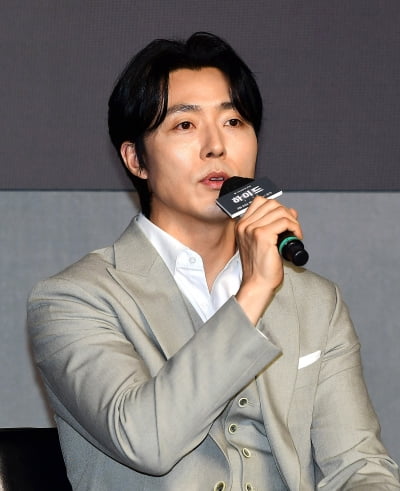 [TEN포토]이무생 '감독님과 상의하며 연기했다'