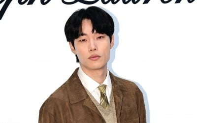 [TEN포토]류준열 '한소희가 반한 외모'