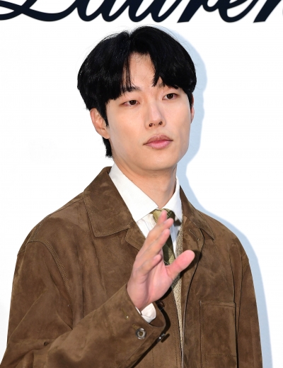 [TEN포토]류준열 '♥에 빠진 남자'