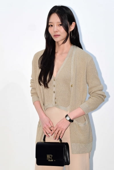 [TEN포토]이솜 '미모가 반칙이야'