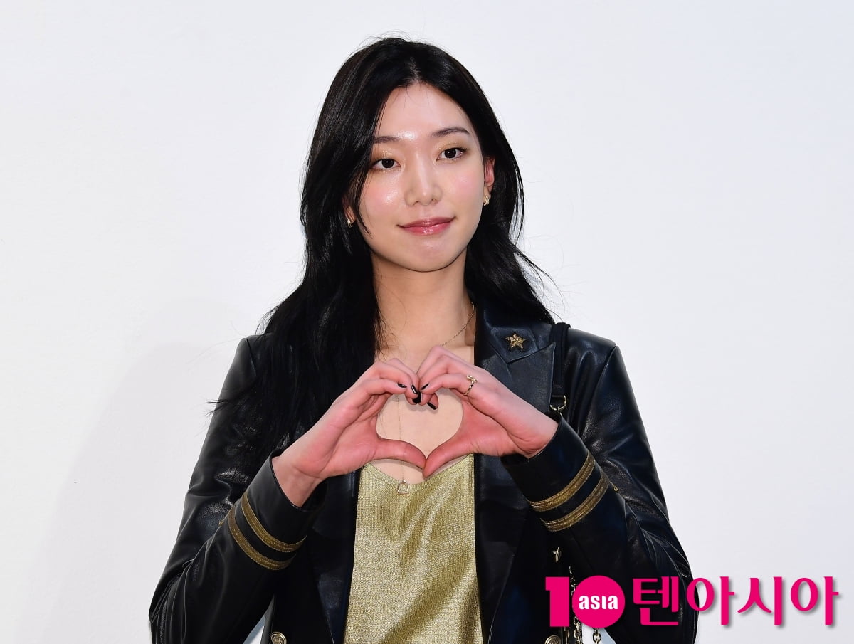 [TEN포토]이호정 '하트 하트'