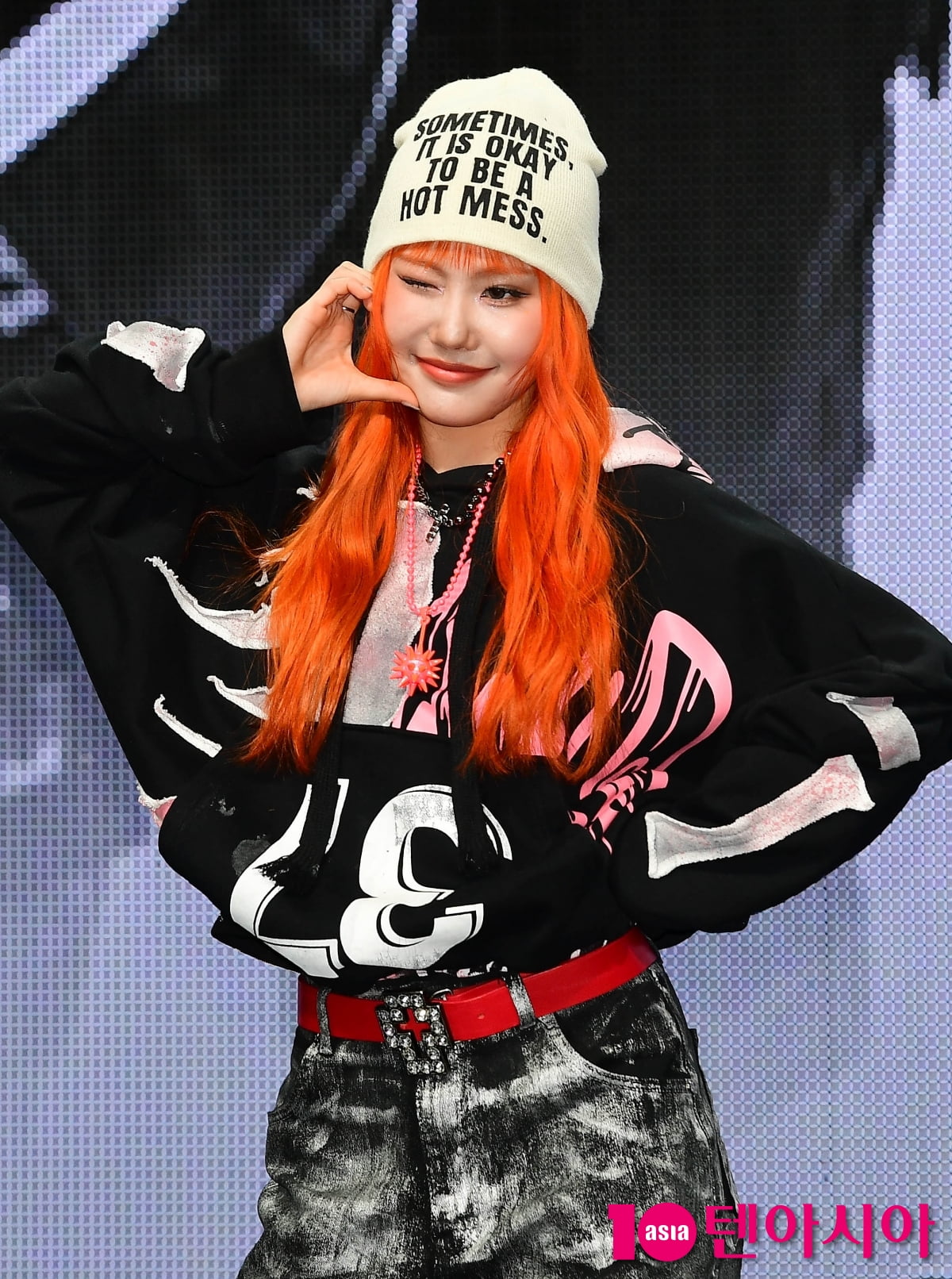 [TEN포토]영파씨 한지은 '막내의 깜찍한 볼하트'