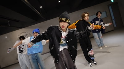 JYP新ボーイズグループNEXZ（ネックスジ）、パフォーマンスの注目