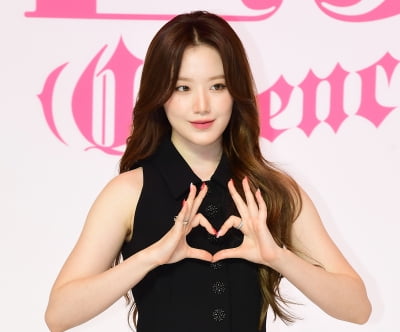 [단독] (여자)아이들 슈화, 진백림과 대만 여행 예능 '출국일하' 촬영