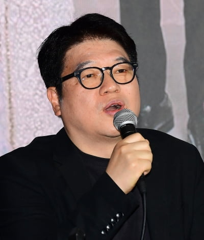 [TEN포토]홍석구 감독 '사람 냄새나는 이야기다'