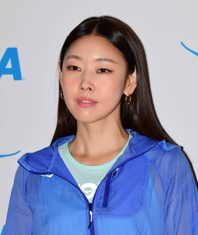 [TEN포토]한혜진 '자기주장이 강한 이목구비'