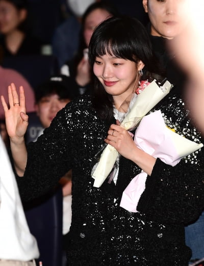 [TEN포토]김고은 '꽃 기죽이는 미모'