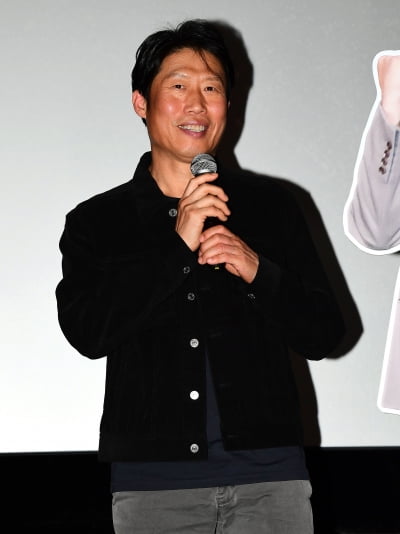 [TEN포토]유해진 '극장 꽉 채워줘서 감사합니다'(파묘 무대인사)