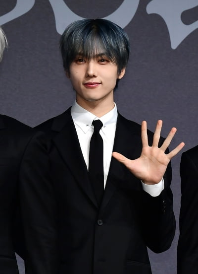 [TEN포토]NCT 드림 지성 '두 눈에 별을 담은것처럼'