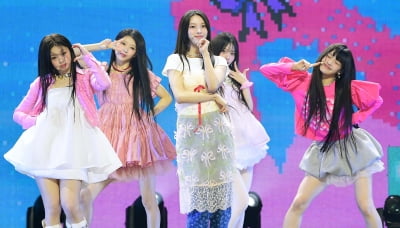 [TEN포토]아일릿 '매력적인 슈퍼 이끌림'