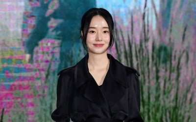 '14kg 감량' 이정현 "출산 후 3개월만 액션 촬영, 3kg 아령 2개 들고 다녀" ('기생수')