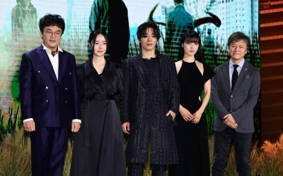 [종합] 이정현, 출산 후 14kg 감량→3개월만 액션 촬영 "연상호 감독께 감사해" ('기생수')