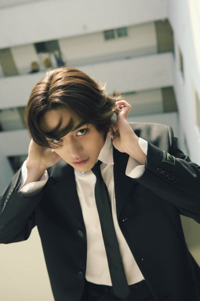 Lucas releases first single... Return with new music color