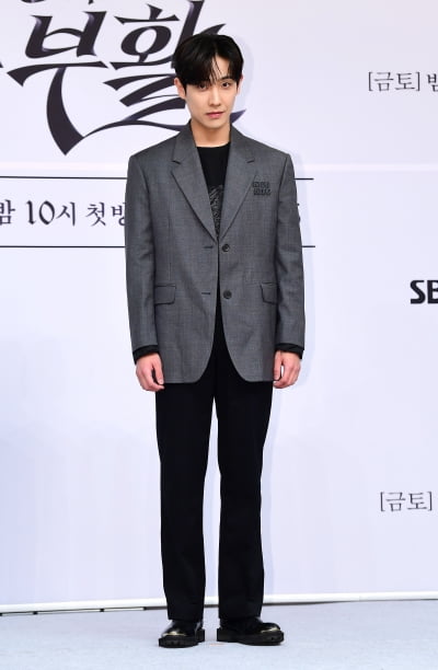 [TEN포토]이준 '부활한 민도혁'