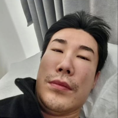'부비동염→얼굴 부은' 산이, 금전요구 연락 박제 [TEN★]
