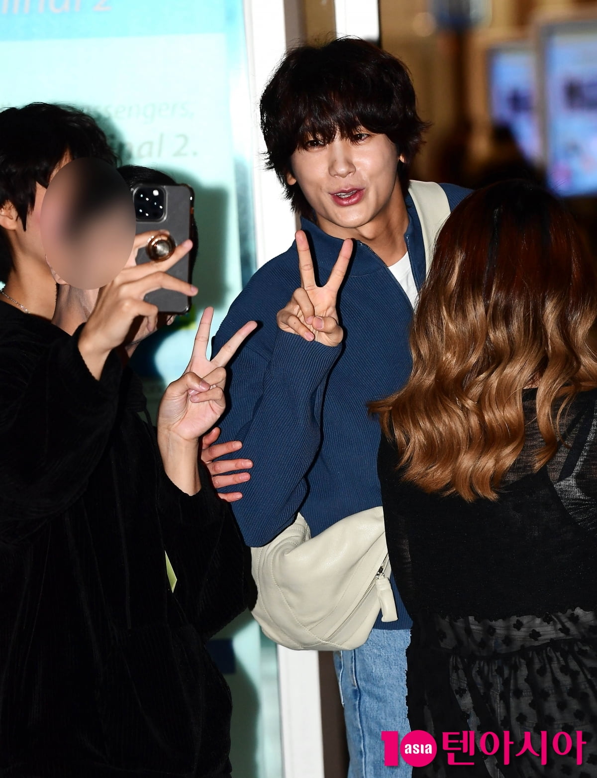 [TEN포토]박형식 '팬들에게 특급 팬서비스'