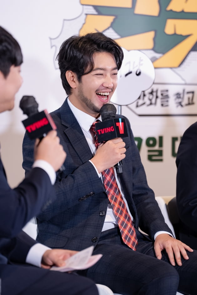 '만찢남' 이말년. / 사진제공=티빙